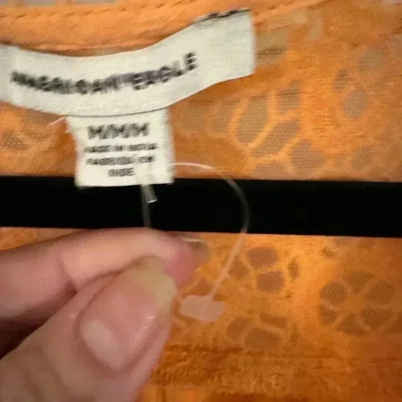 American eagle cotton top with lace accents ties in front orange size med NEW - Picture 4 of 6